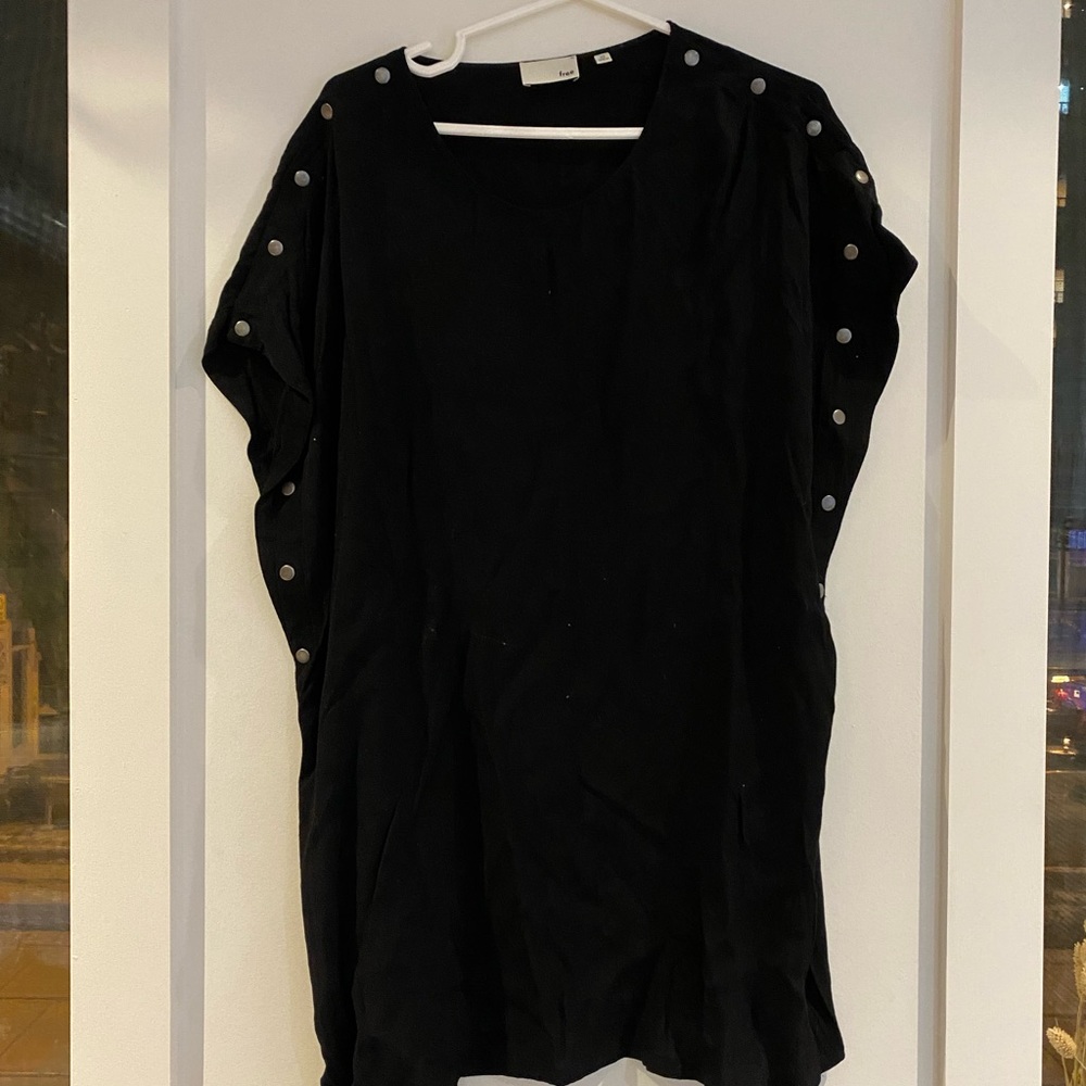 Aritzia black dress
